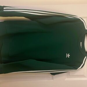 Adidas Crew neck unisex size medium